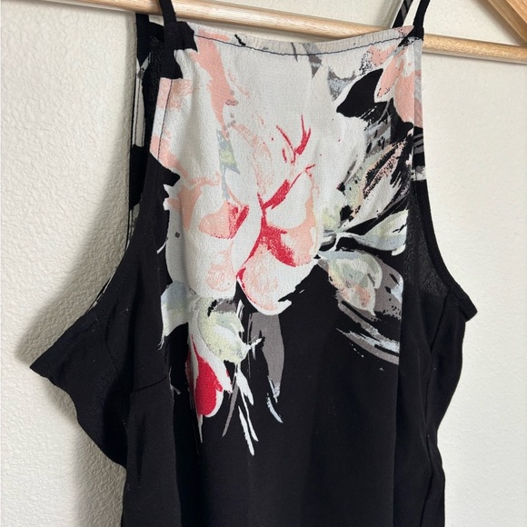 Leith Black Floral Graphic Crop Spaghetti Strap Camisole Button Back Detail - Picture 2 of 5